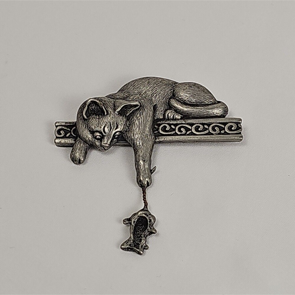 Vtg JJ Jonette Cat with Dangling Mouse Brooch Pin Pewter Signed 2.5" Moves